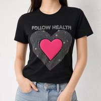T-shirts personnalisés avec strass scintillants, motifs découpés au laser, transferts thermiques, diamants découpés au laser
