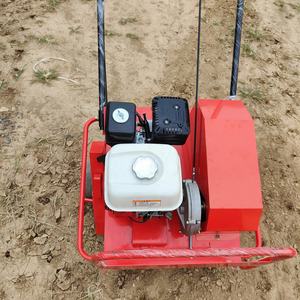 Machine automotrice <span class=keywords><strong>de</strong></span> perçage d'herbe <span class=keywords><strong>de</strong></span> pelouse poinçonneuse <span class=keywords><strong>de</strong></span> jardin <span class=keywords><strong>Aérateur</strong></span> <span class=keywords><strong>de</strong></span> carottage <span class=keywords><strong>de</strong></span> pelouse contrôlé par des piétons <span class=keywords><strong>aérateur</strong></span> <span class=keywords><strong>de</strong></span> terrain <span class=keywords><strong>de</strong></span> golf - Product Image 2
