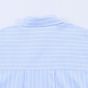 Camisa a Rayas con Mangas Abullonadas Estilo Europeo Primavera 2026 - Blusa con Cuello Oversize, OEM/ODM por Fábrica de Ropa China - Product Image 4