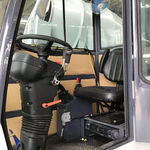 Camion malaxeur à béton autochargeur haute capacité HY200, poids net 6000 kg, pour les entreprises de location, structure de châssis robuste - Product Image 6