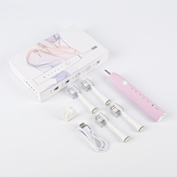 Neues Produkt Mundpflege Selbstreinigende Zahnbürste Zahnaufhellungs-Set 4 Zahnbürstenköpfe Bunte Elektrische Zahnbürste