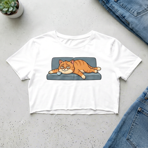เสื้อครอปสีขาวสำหรับผู้หญิงพร้อมลายการ์ตูนแมวสีส้มบนโซฟาแขนสั้นคอกลมเสื้อยืดลำลองสไตล์ฤดูใบไม้ผลิฤดูร้อน - Product Image 1