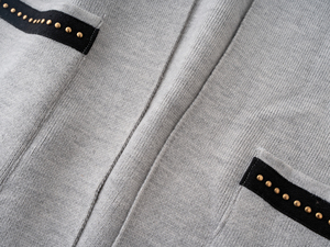 <span class=keywords><strong>Cardigan</strong></span> Lungo da <span class=keywords><strong>Donna</strong></span> in Maglia Grigia con Bordo Decorato a Borchie, Cappotto Casual per Stratificazione - Product Image 4