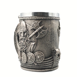 Taza de <span class=keywords><strong>agua</strong></span> de pirata vikingo creativa, taza de acero inoxidable, adorno artesanal de resina, taza mítica noruega, estatua vikinga, taza de Thor - Product Image 3