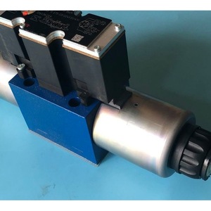 Vanne directionnelle proportionnelle Rexroth R900927230 4WREE10 315 bars 100 L/min Fabriquée en Allemagne - Product Image 4