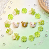 Breloques pour ongles transparentes dégradées en forme de trèfle, accessoires 3D en résine en forme d'ours de dessin animé, décorations porte-bonheur trèfle à quatre feuilles pour nail art