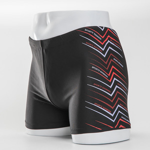 Pantalones cortos para mujer, color negro, con estampado de león rojo, ropa deportiva de secado rápido - Product Image 4