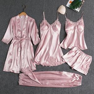 Ensemble de lingerie sexy en dentelle et soie satinée pour femmes, 5 pièces, avec coussinets de poitrine, <span class=keywords><strong>pyjama</strong></span> de mariée ou de <span class=keywords><strong>demoiselle</strong></span> <span class=keywords><strong>d</strong></span>'<span class=keywords><strong>honneur</strong></span> - Product Image 1