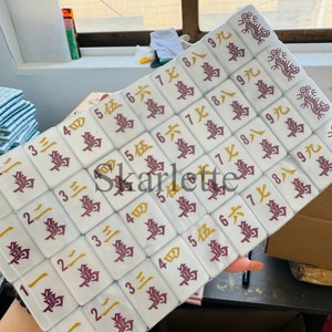 Set di 160 Tessere Mahjong Americane in Acrilico Trasparente di Alta Qualità con Texture Madreperla Nera, Effetto Marmo - Product Image 6