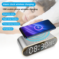 Horloge de table numérique LED 3 en 1, argentée, station de charge sans fil, affichage de la température et de l'heure, support de charge portable pour tablette