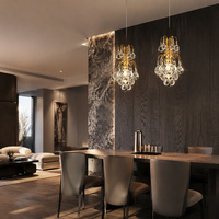 Goldfarbene Kristall-Pendelleuchte mit tropfenförmigen Prismen für Eingangsbereich, Nachttisch, Flur, Esszimmer, Hotel, Restaurant