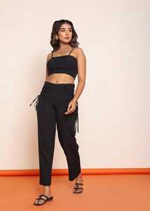 Conjunto de Dos Piezas para Mujer: Top Corset Negro con Cordón Ajustable y Pantalón Recto, Estilo Moderno y Elegante - Product Image 6