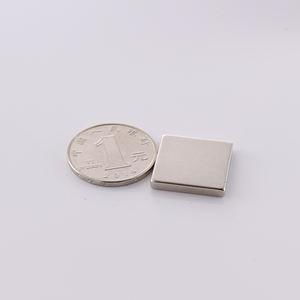 Imanes Cuadrados de Neodimio Sinterizado de Precisión, Niquelados, Varios Tamaños (10x10x5mm, 20x20x5mm etc.) - Product Image 5