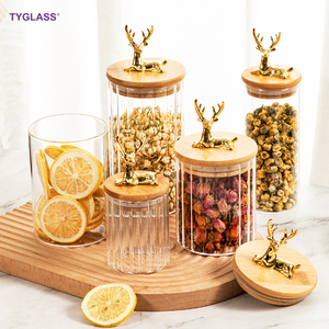 Gran oferta, tarros <span class=keywords><strong>de</strong></span> calabaza <span class=keywords><strong>de</strong></span> vidrio grande <span class=keywords><strong>de</strong></span> borosilicato alto, <span class=keywords><strong>tarro</strong></span> <span class=keywords><strong>de</strong></span> almacenamiento <span class=keywords><strong>de</strong></span> vidrio a rayas personalizado <span class=keywords><strong>con</strong></span> tapas <span class=keywords><strong>de</strong></span> madera <span class=keywords><strong>de</strong></span> bambú <span class=keywords><strong>de</strong></span> alce para Cocina - Product Image 1