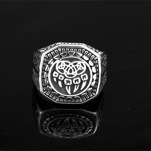 แหวนสแตนเลสสตีลลายอุ้งเท้าหมีสไตล์ยุโรปอเมริกันสำหรับผู้ชาย ดีไซน์เรขาคณิตรูปสัตว์ ฮิปฮอป ของขวัญเครื่องประดับ - Product Image 4