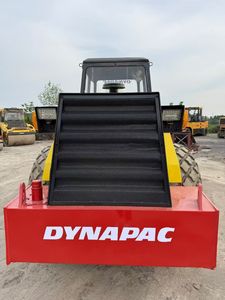 Rouleau compresseur Dynapac CA30 d'occasion Rouleau vibrant en bon état Similaire à CA25D Vente de Dynapac CA30D d'occasion - Product Image 4