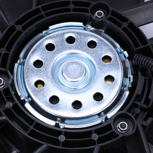 Conjunto de Ventilador de Refrigeración del Radiador del Motor del Automóvil 95301358 95026332 para Sienna 2021-2023 L4 2.5L <span class=keywords><strong>Opel</strong></span> Vauxhall <span class=keywords><strong>Mokka</strong></span>/ <span class=keywords><strong>X</strong></span> J13 1.4 - Product Image 2