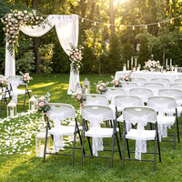 Chaise pliante en résine HDPE blanche pour événements, location commerciale, jardin, extérieur, réception, fête, mariage