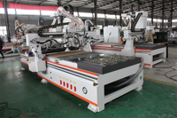 Machine de travail du bois intelligente avec tête de routeur CNC à changement d'outil automatique
