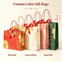 Sac Cadeau Festif Style Ins en Papier Couché Rouge et Blanc Imprimé Offset, Sac à Main Festif avec Poignée Longue et Ruban, Sac à Bonbons Souvenir