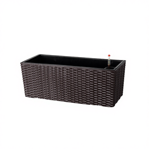 Maceta Moderna Rectangular de Imitación de Ratán con Autorriego, Material Plástico PP, Marca Yizhitang, Decoración para Hogar y Jardín, Colgante o de Pie - Product Image 4