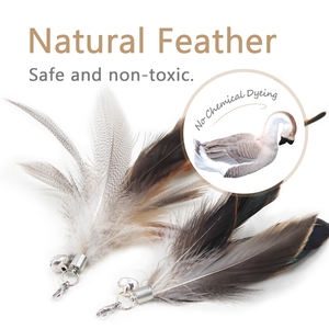 Ensemble de jouets pour chat SONGWAY, série noire, jouets à plumes rétractables, 6 clochettes de remplacement, jouet pour taquiner - Product Image 2