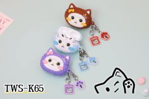 หูฟังบลูทูธไร้สาย TWS รูปแมวน่ารัก พร้อมจี้อะคริลิค สำหรับสาวๆ หูฟังแบบใส่ในหูขนาดเล็ก พร้อมเคสชาร์จแบบพวงกุญแจ - Product Image 6