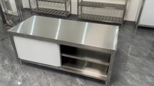 <span class=keywords><strong>Table</strong></span> de préparation en acier inoxydable 36 x 48 avec dosseret, hauteur réglable, <span class=keywords><strong>table</strong></span> de travail pour cuisine commerciale - Product Image 3