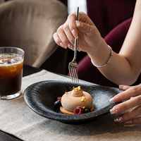 Nouvelle Arrivée Vaisselle en Céramique Série Sable Fluide Noir Assiette à Dos Inversé pour Usage en Restaurant