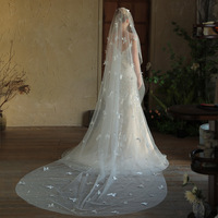 Accessoires de mariage simples et longs voile perle papillon robe de mariée principale premium fait à la main fleur voile de mariée avec un train