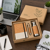 Coffret cadeau de bureau GatherWorks en liège avec carnet, stylo et bouteille en acier inoxydable, boîte cadeau haut de gamme pour cadeaux d'entreprise