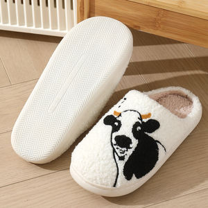 Vente en gros de pantoufles mignonnes en peluche, motifs renard et Père Noël, personnalisées, haute technologie, douces, pour la maison, été/hiver/automne - Product Image 4