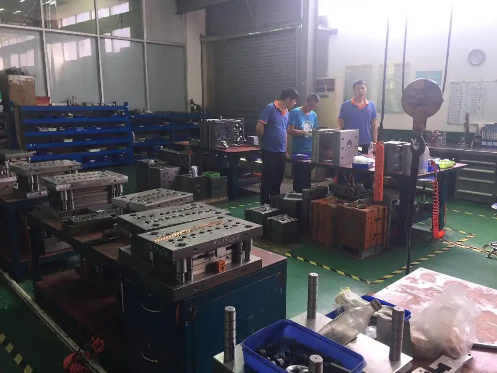 中国カスタム金型設計プラスチック射出成形工場