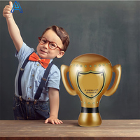 Trophée gonflable personnalisé en PVC pour la publicité, le promotionnement et les cadeaux publicitaires.