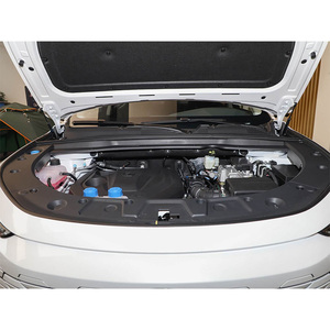 Auto Usado 2022 Blanco y Negro Changan UNI-K IDD 1.5T Blue Whale IDD Volante a la Izquierda PHEV SUV Transmisión Automática - Product Image 6