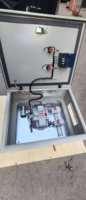 Produits basse tension personnalisés, commandes industrielles, panneaux électriques, boîtes de commande, minuteries, commutateurs ATS, boîtes de distribution d'énergie
