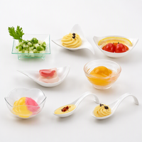 Assiette à dessert jetable en plastique de forme irrégulière style français, mini-bol à sauce, coupelle à sauce, assiette à gâteau, coupelle à sauce pour la sauce soja