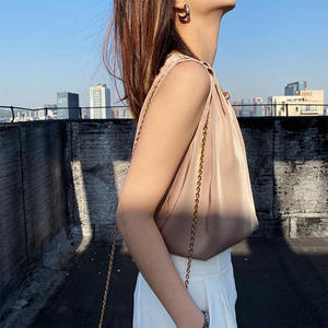 Camicette Formali in Seta Eleganti da Donna <span class=keywords><strong>Senza</strong></span> <span class=keywords><strong>Maniche</strong></span> Top di Lusso Moda Femminile Bianco Raso Camicette Estive da Ufficio per Donna - Product Image 5