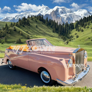 Voiture électrique de tourisme rétro vintage à coussinets souples de qualité supérieure, navette écologique pour le transfert des invités du club de campagne - Product Image 6