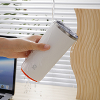 Tasse à café moderne à double paroi en acier inoxydable avec volant automatique Tasse à gobelet avec aspiration créative qui ne tombera pas