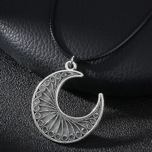 Europa Estados Unidos transfronterizo nueva tendencia clásica <span class=keywords><strong>menisco</strong></span> gota aceite luminoso colgante collar moda Simple para hombres Mujer - Product Image 4