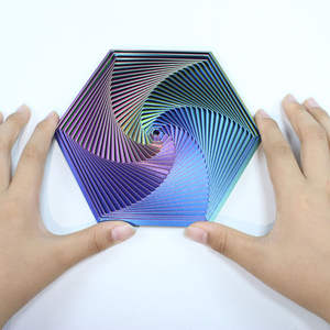 Juguete Sensorial Fractal Hexagonal en Espiral Impreso en 3D con PLA, para Mayores de 14 Años - Product Image 2