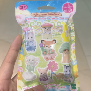 <span class=keywords><strong>Sylvanian</strong></span> Families Blooming Baby Friends Surprise Pack Calico Critters Blind Bag Figurine d'animal à collectionner Cadeau pour garçons et filles - Product Image 5