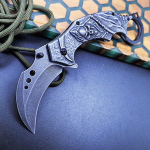 มีดพับคารัมบิตสแตนเลสสตีลสลักลายกริมรีปเปอร์สำหรับใช้ในบ้าน - Product Image 3