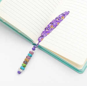 New Eco-Friendly Cartoon Pattern Christmas Halloween Feather Bookmarks Handmade DIY Beaded Metal Promotional Bookmarks for