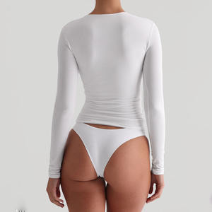 Logo personnalisé femmes quart demi fermeture éclair Fitness entraînement t-shirt sculpter ajusté extensible coupe sèche uni blanc à manches longues haut de gymnastique - Product Image 2