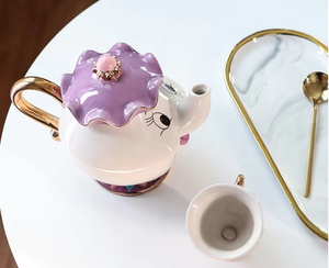 Juego de Taza y Plato de Cerámica Archie de La Bella y la Bestia, Taza de Té de Porcelana Pintada, Taza de Té de la Sra. Potts - Product Image 3