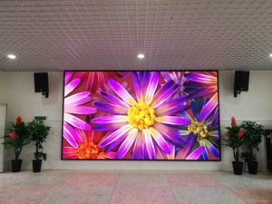 จอแสดงผล LED ในอาคาร P2.5 HDR10 500-1000cd 4K ปรับแต่งขนาดได้ สำหรับโฆษณาและฉากหลัง พร้อม RGB 98% รับประกัน 3 ปี - Product Image 1