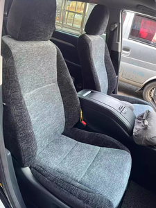 Coprisedili in Pelle Nera e Arancione con Design Verticale, Set Completo di Facile Installazione per <span class=keywords><strong>Volkswagen</strong></span> <span class=keywords><strong>Polo</strong></span>, Direttamente dalla Fabbrica - Product Image 5