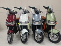 Scooter Eléctrico de Alta Velocidad de 500W para Adultos, Bicicleta Eléctrica con Marco de Acero y Batería Integrada de 60V en el Tubo Inferior, 60km de Autonomía por Carga